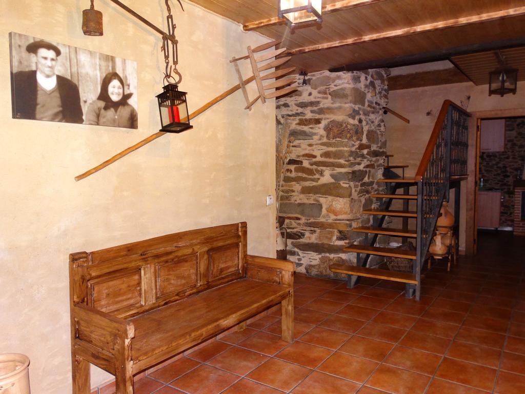 Penzion Casa Abuela ★★★ Grisuela Exteriér fotografie