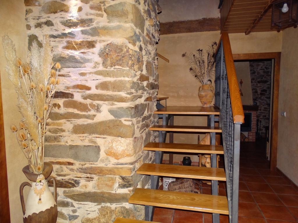 Penzion Casa Abuela ★★★ Grisuela Exteriér fotografie